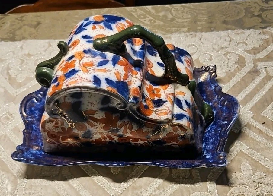 ANTIQUE HUMPHREYS BROS. ENGLAND FLOW BLUE PORCELAIN LARGE CHEESE DISH WITH COVER