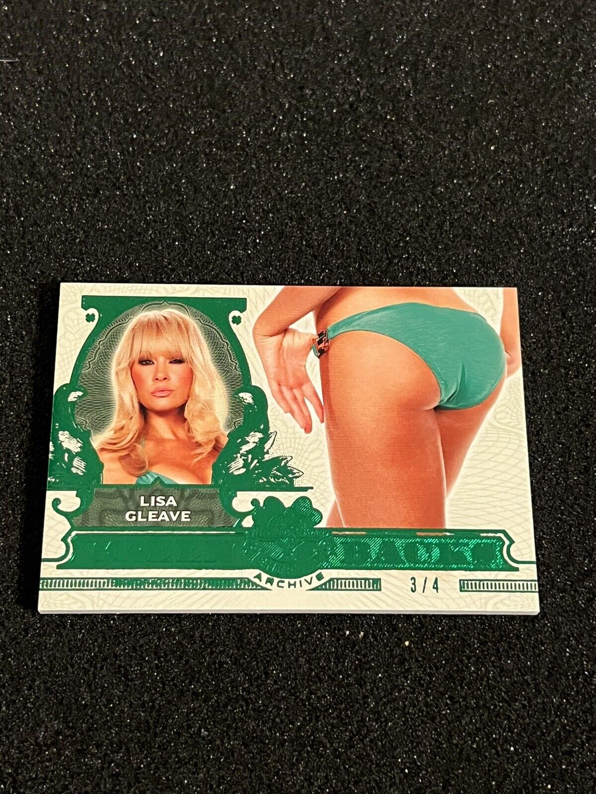 Lisa Gleave 2022 Benchwarmer Emerald Archive Green Backs #d /4 Butt Card