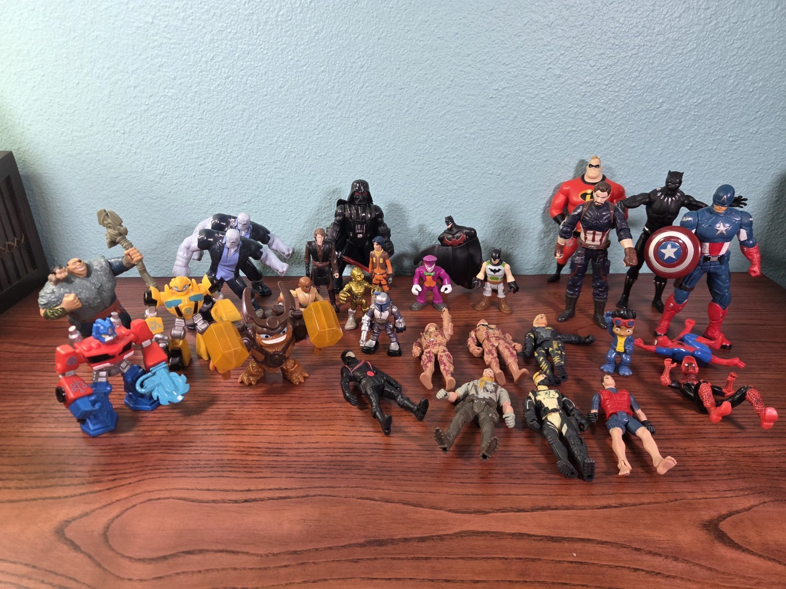 Junk Drawer Toy Lot Star Wars, Marvel, Batman And More Junk Drawer Toy Lot Star Wars, Marvel, Batman And More