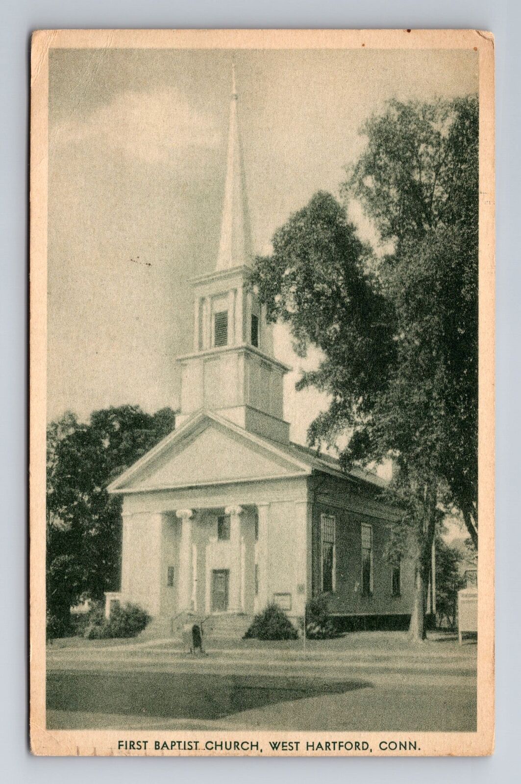 West Hartford CT-Connecticut, First Baptist Church, Vintage Souvenir Postcard