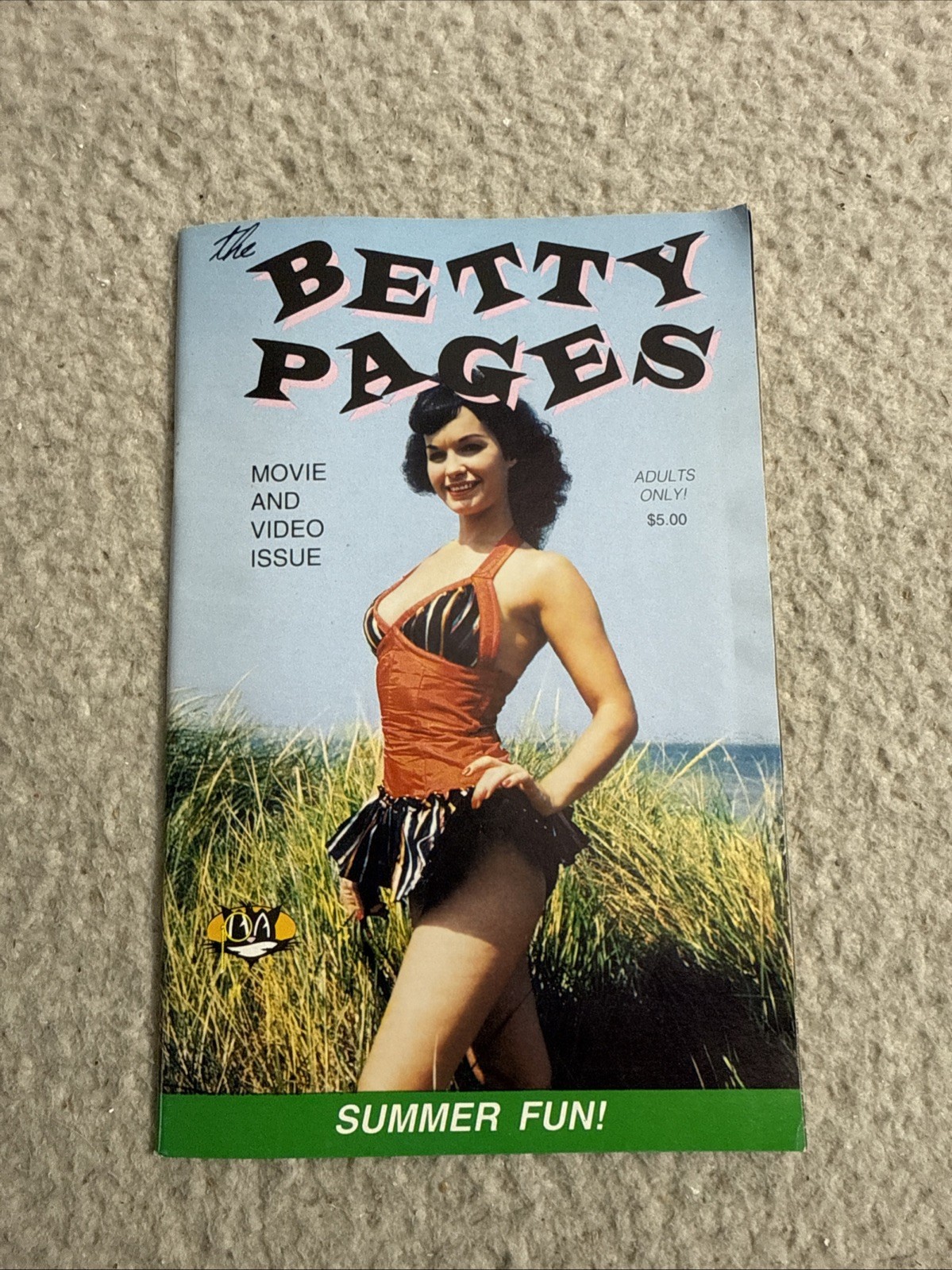 The Bettie Betty Pages No. 6 Summer Fun Movies and Video Issue Brinke Stevens 
