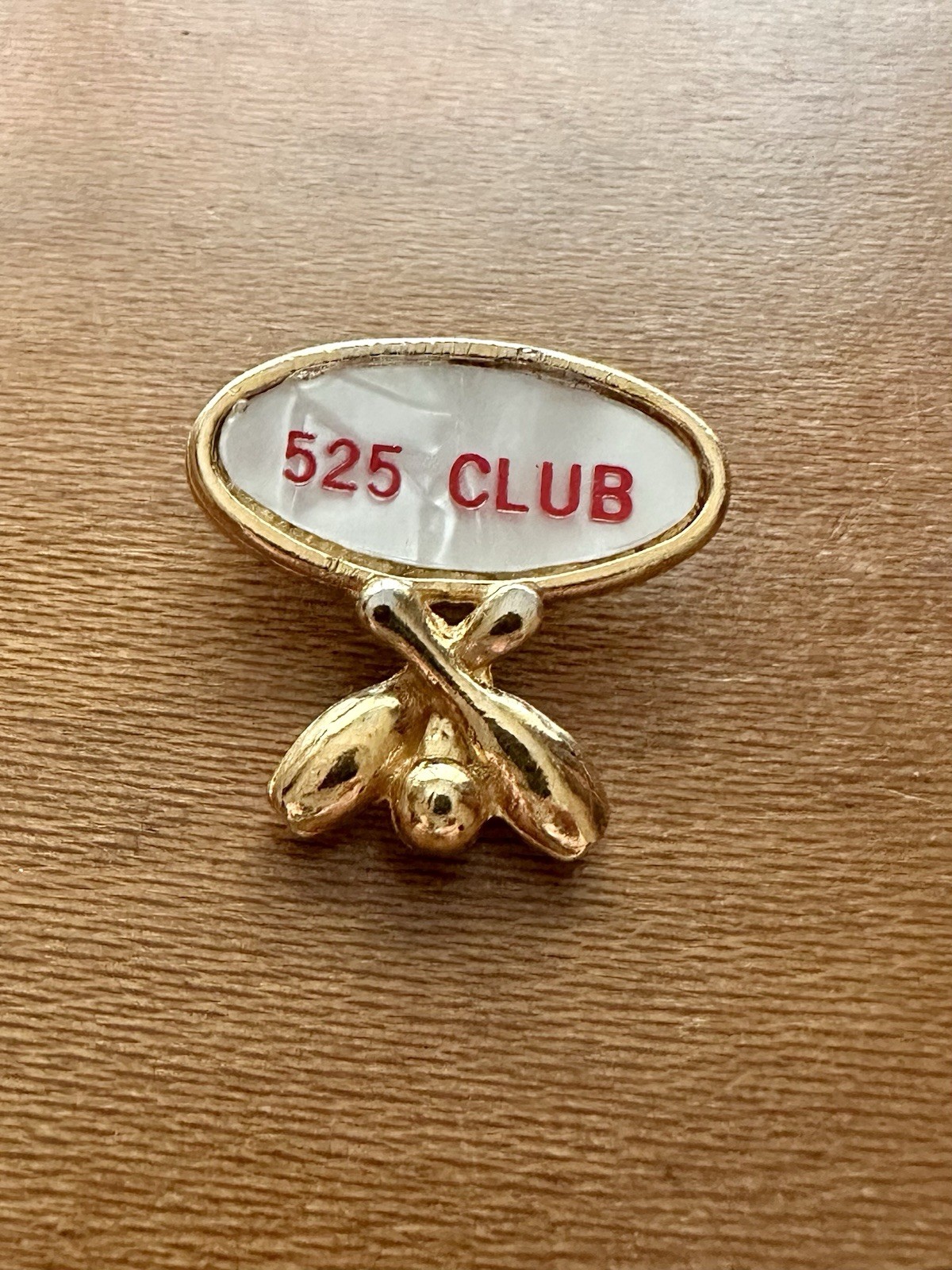 Vintage Signed MAFCO 525 Club Bowling Pins Gold Tone MOP Pin Vintage Signed MAFCO 525 Club Bowling Pins Gold Tone MOP Pin