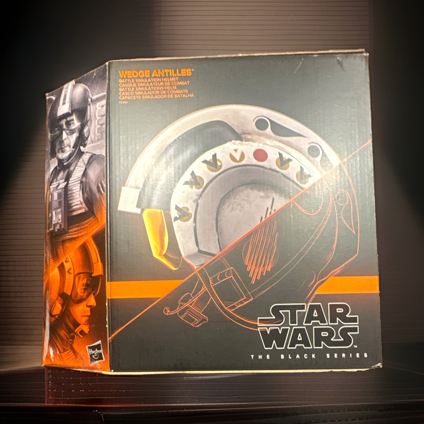 Hasbro Star Wars The Black Series Wedge Antilles Battle Simulation Helmet Hasbro Star Wars The Black Series Wedge Antilles Battle Simulation Helmet