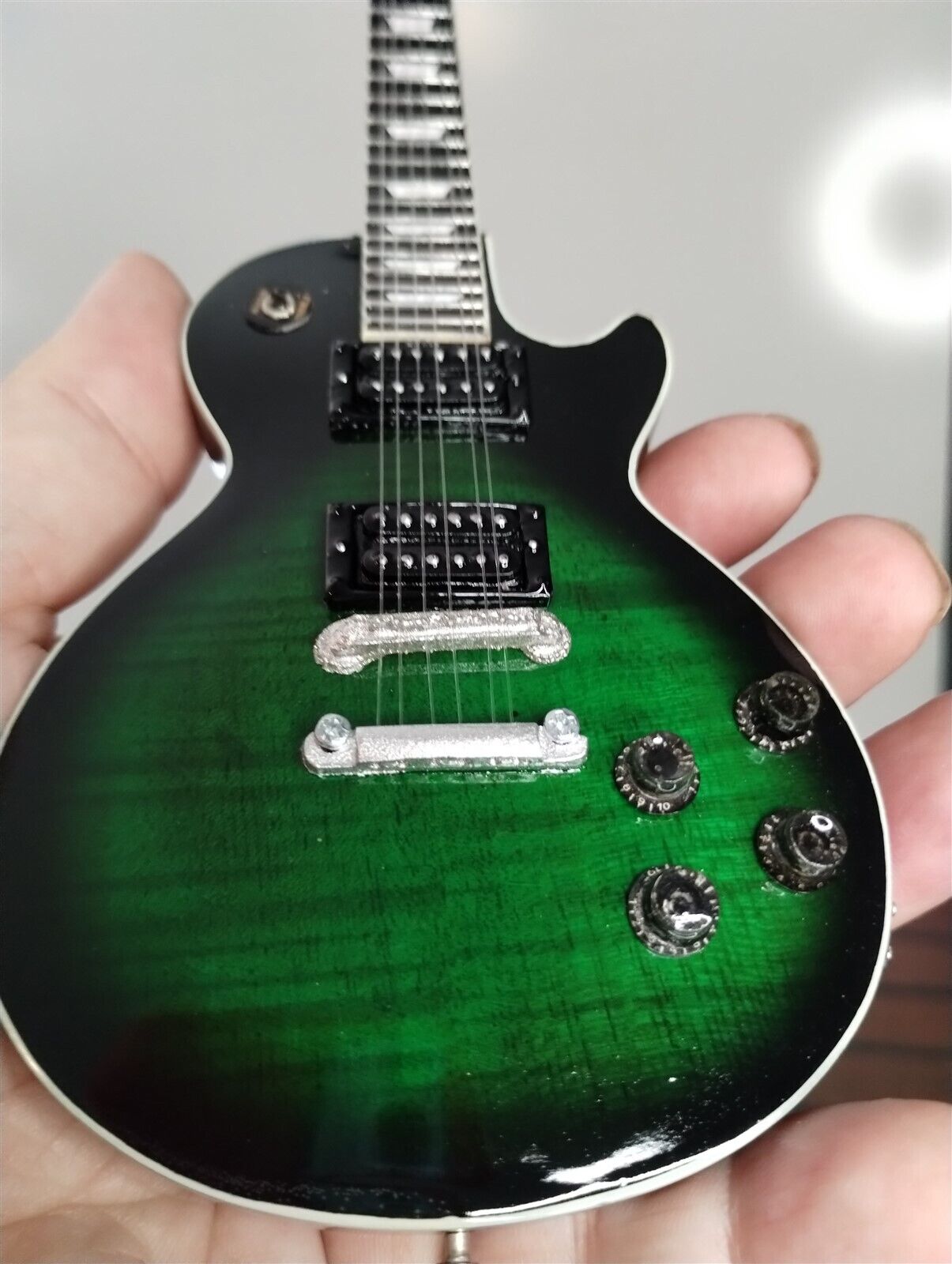 SLASH-Gibson Les Paul Standard Anaconda Burst 1:4Scale Replica Guitar~Axe Heaven