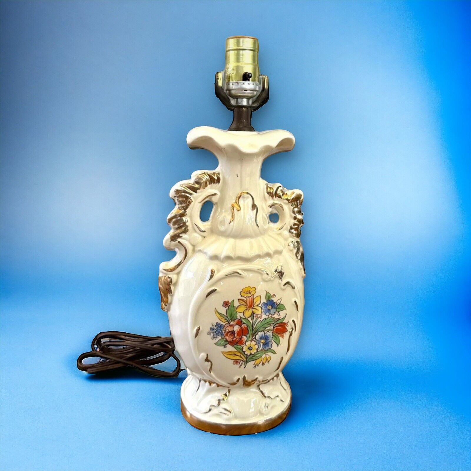 VTG Antique Victorian Ceramic Porcelain Trophy Lamp Floral Hollywood Regency Urn