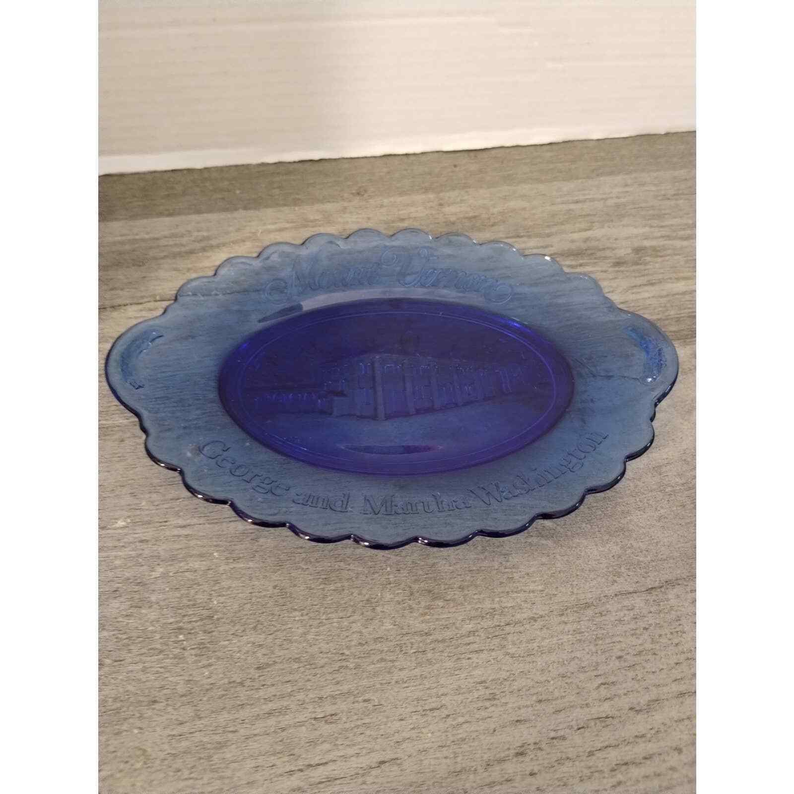 Avon Mount Vernon George Washington Fostoria Blue Trinket Soap Dish Plate Glass