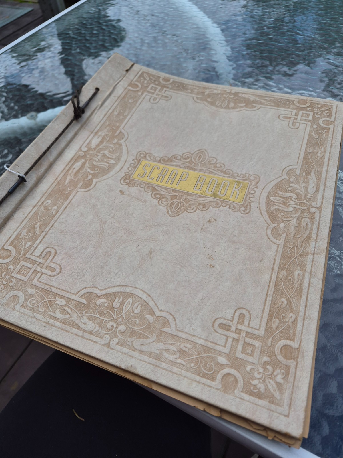 vintage scrapbook nice old cards and other items not full vintage scrapbook nice old cards and other items not full