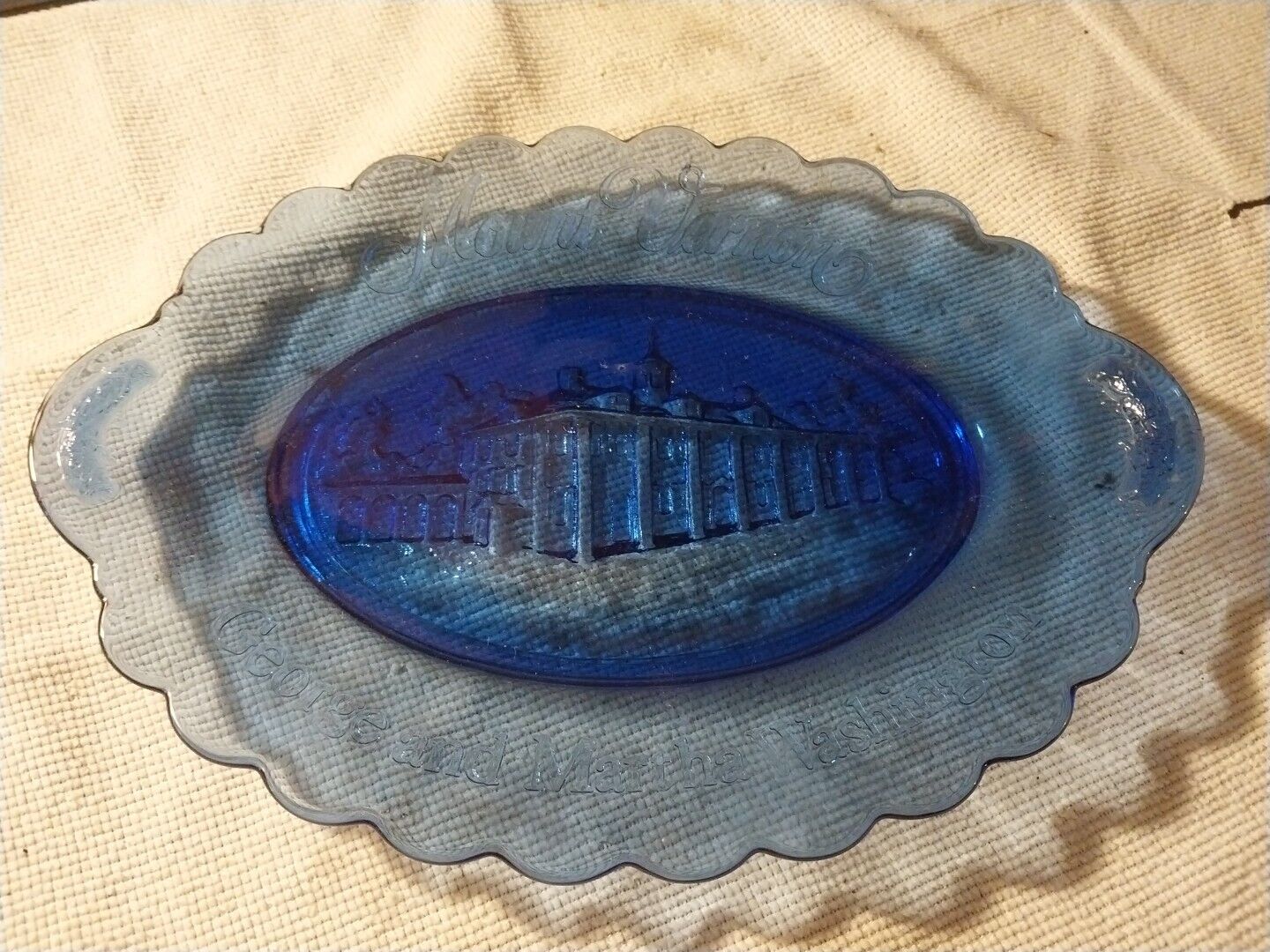 Avon Mount Vernon Blue Plate and Soaps** Avon Collection** 