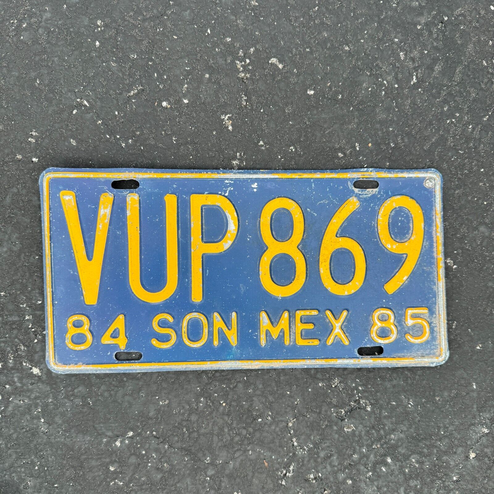 1984 1985 Sonora Mexico License Plate Vintage Garage Wall Decor Auto Tag VUP 869