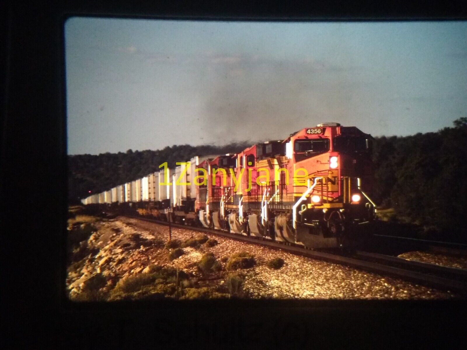 YE16 TRAIN SLIDE Railroad 35MM Photo BNSF 4356 WITH TRAIN DOULBE A AZ 10-5-99