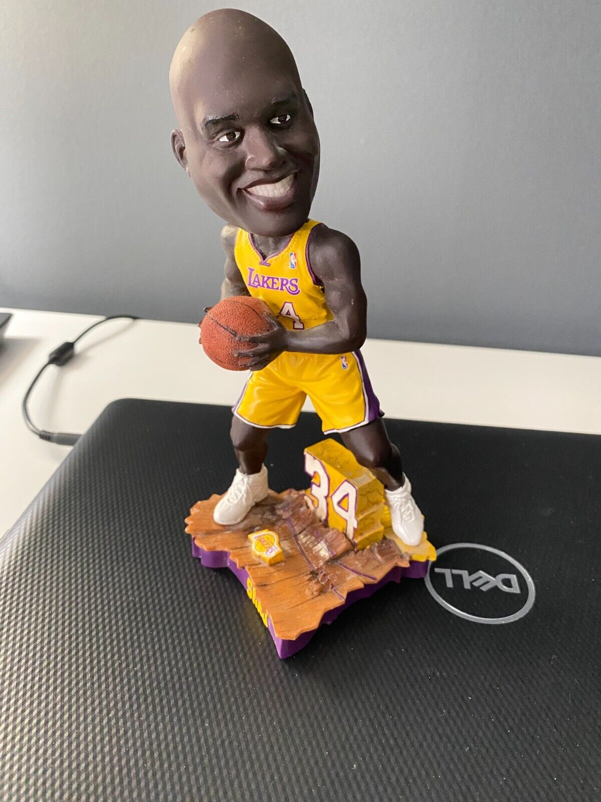 Forever Legends of the Court Shaquille O\'Neal Bobblehead Lakers /5000