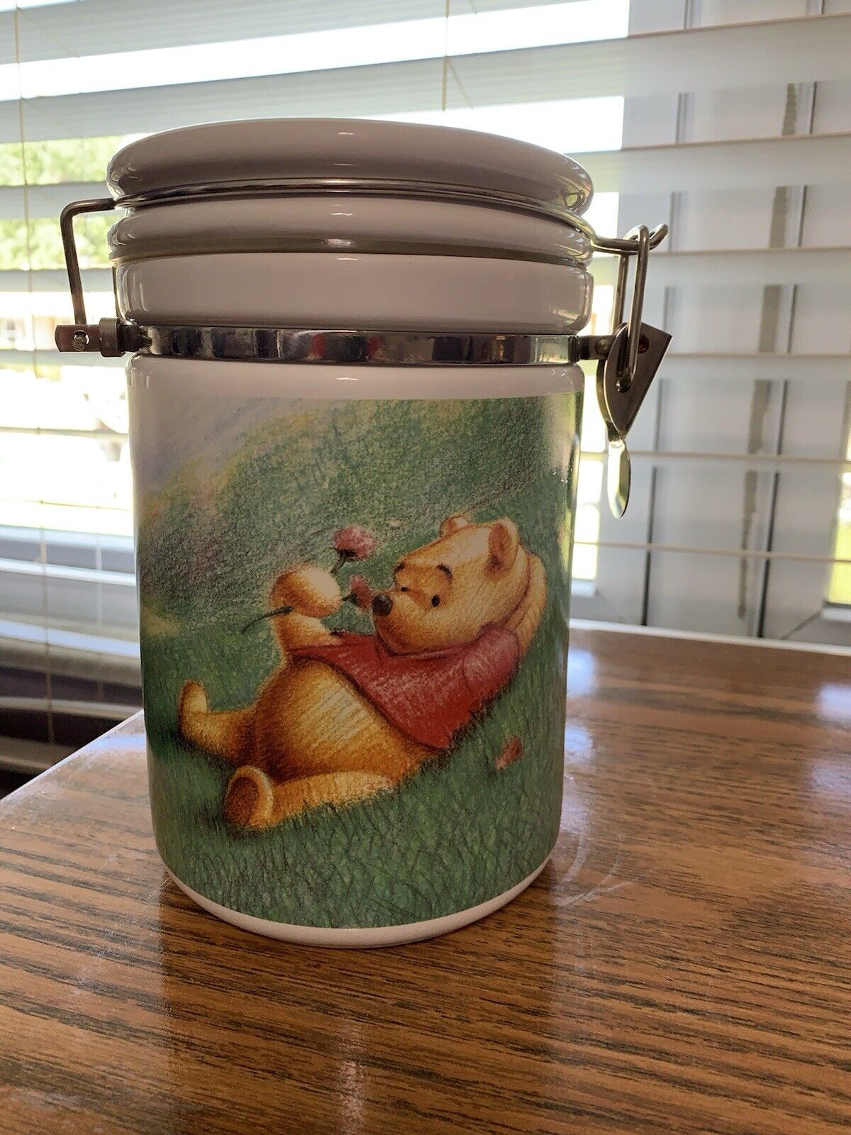 Disney Simply Pooh Cookie Jar/Canister Latch Lid/ Lock Lid /Pooh And Friends