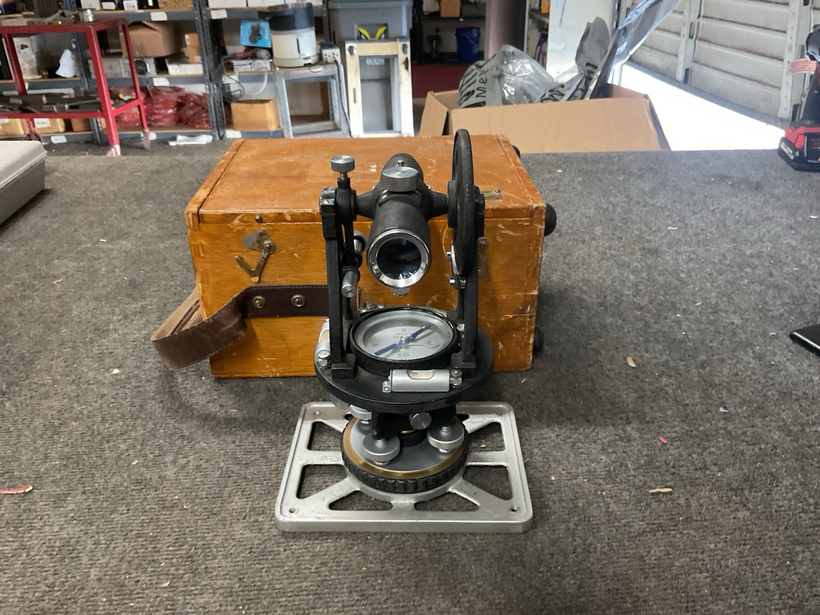Vintage Surveyor Transit Theodolite Stadia Hairs 1:100 Model 115 w/ Wood Case Vintage Surveyor Transit Theodolite Stadia Hairs 1:100 Model 115 w/ Wood Case
