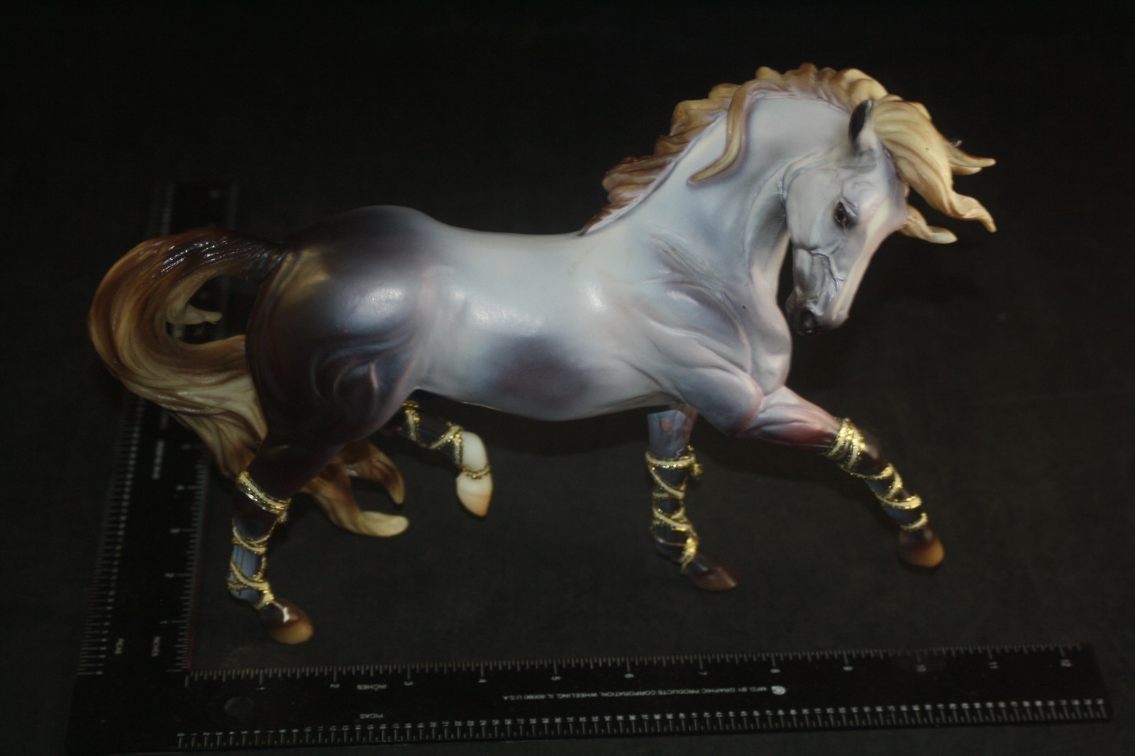 Breyer Traditional Holiday 2014 