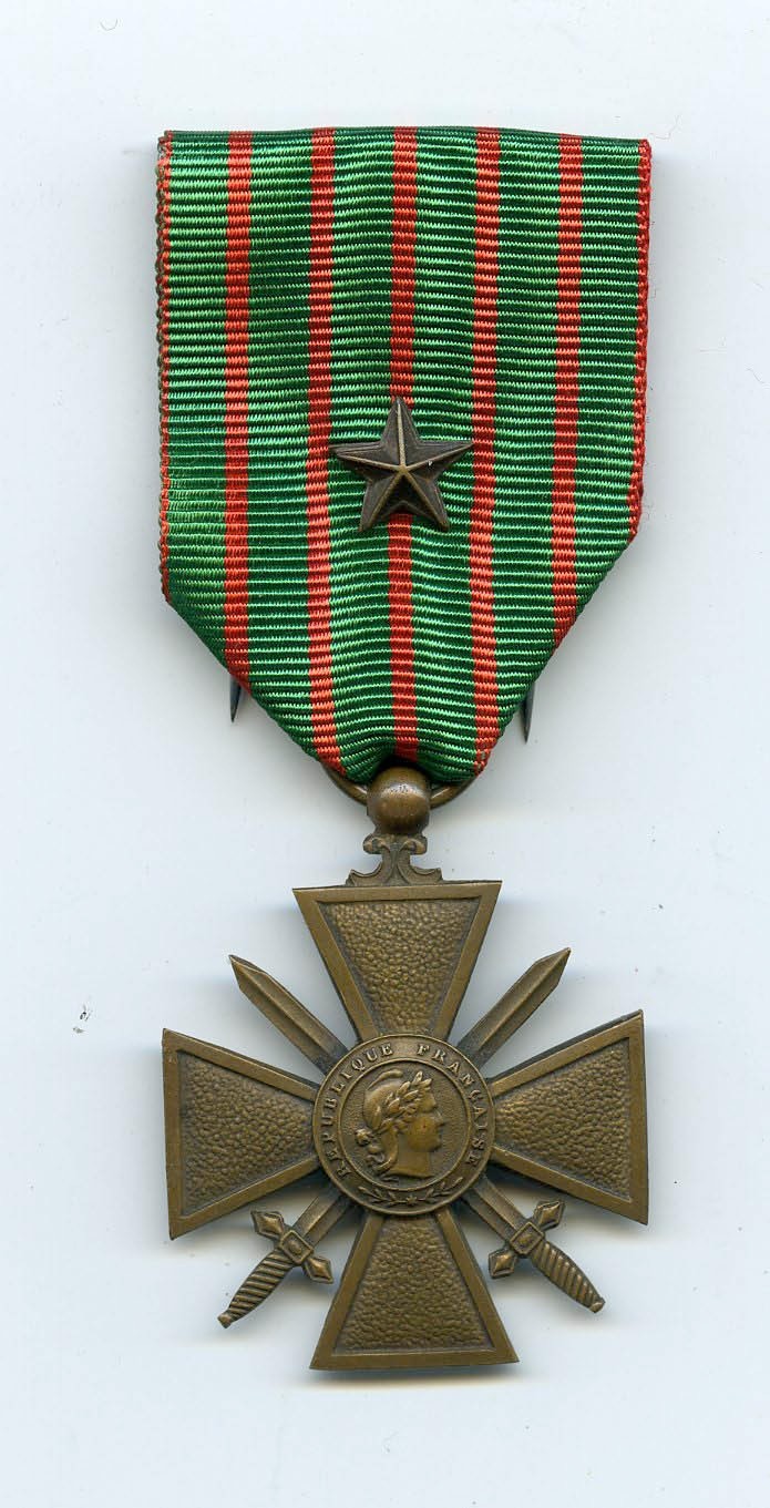 WWI FRANCE French 1914-1917 CROIX DE GUERRE Medal with Hanger (One Star)