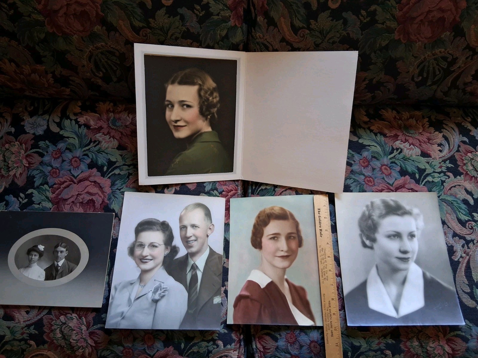 Lot Of 5 , Photographer - PHOTOS Picture Old -1920s-1950's Women Lot Of 5 , Photographer - PHOTOS Picture Old -1920s-1950's Women