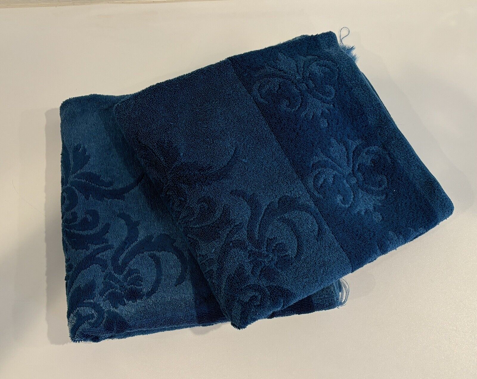 Vintage 70's Set of 2 Blue Fieldcrest Bath Towels 49”x26”