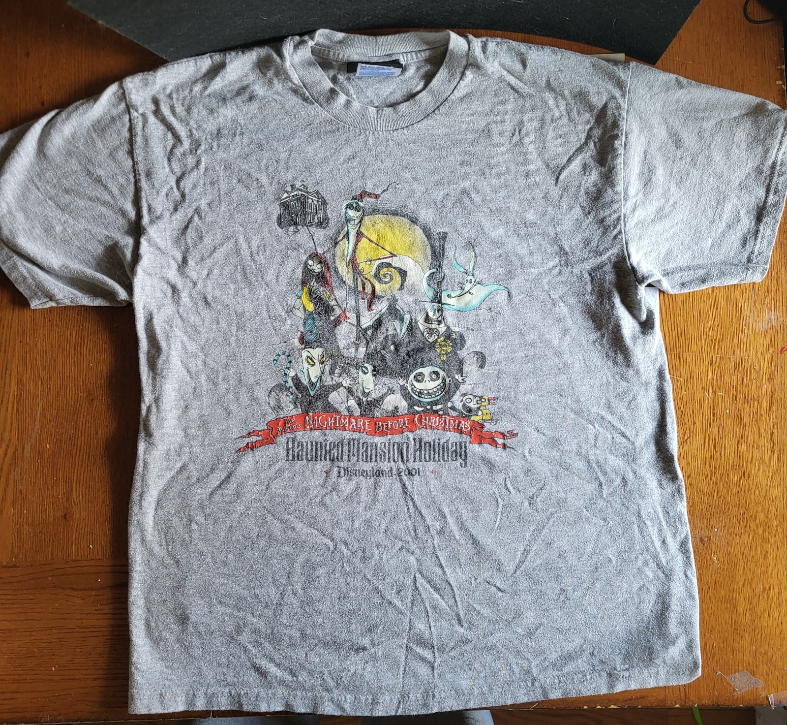 Vintage 2001 Disneyland Haunted Mansion Holiday T Shirt 1st Year Debut Youth XL Vintage 2001 Disneyland Haunted Mansion Holiday T Shirt 1st Year Debut Youth XL