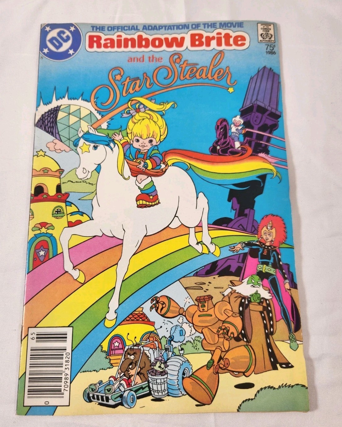 Vintage DC Comic Book Rainbow Brite & The Star Stealer Adaptation Of The Movie Vintage DC Comic Book Rainbow Brite & The Star Stealer Adaptation Of The Movie