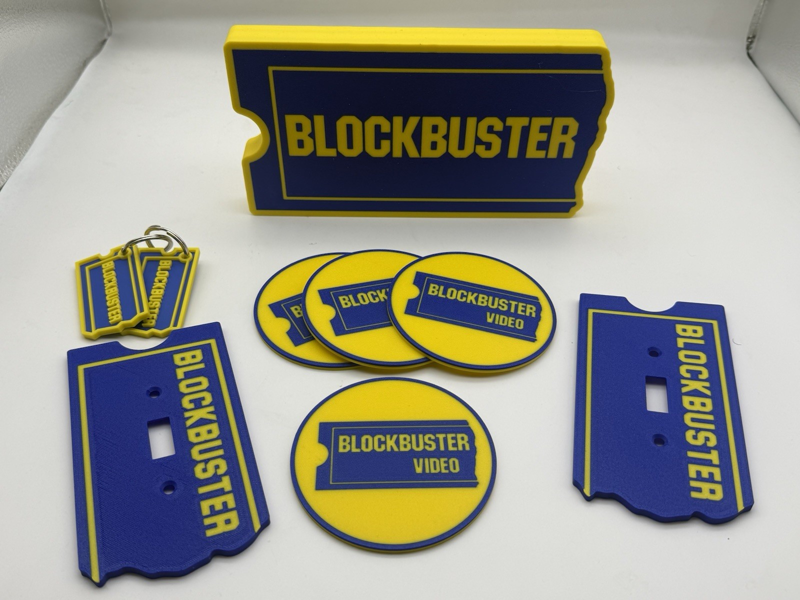 Led Light Up Blockbuster Video Retro Pack Home Theater Decoration Set.