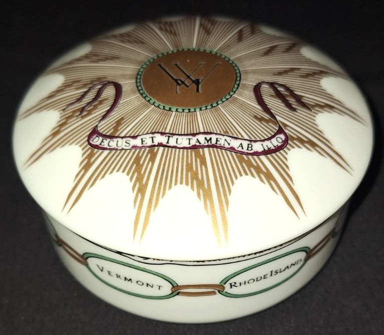 VTG GEORGE WASHINGTON WHITE HOUSE COLLECTION WOODMERE CHINA 24kt TRINKET BOX
