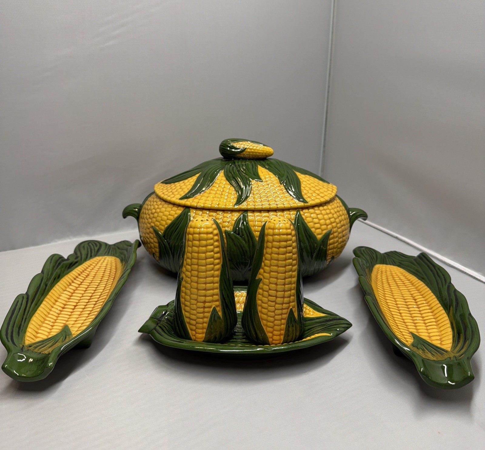 Vintage Corn On The Cob 6 Piece Thanksgiving Set Casserole Platter Salt/Pepper