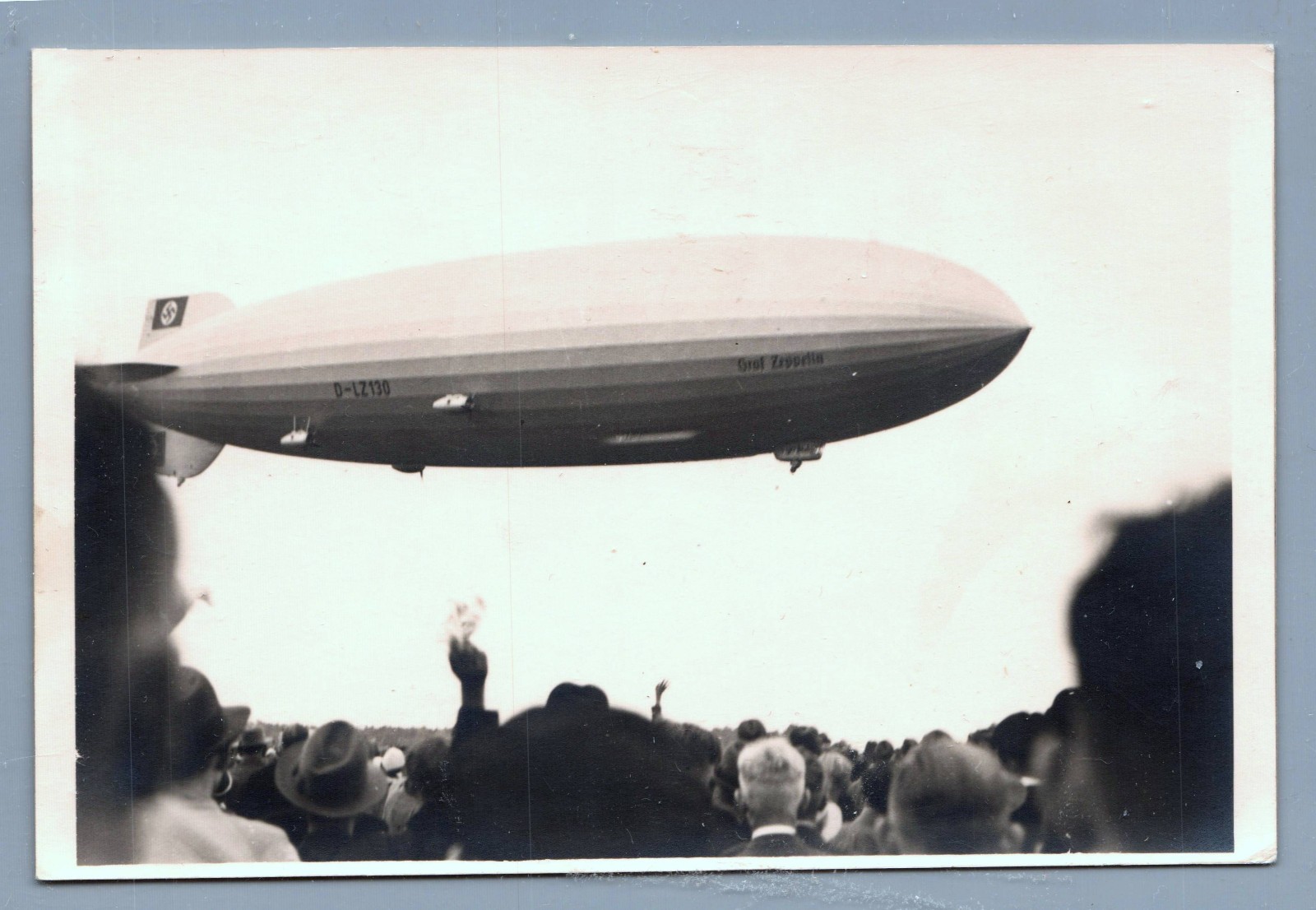 D-LZ 130 Graf Zeppelin RPPC Reich propaganda spectator in crowd Real Photo 1/1 ? D-LZ 130 Graf Zeppelin RPPC Reich propaganda spectator in crowd Real Photo 1/1 ?
