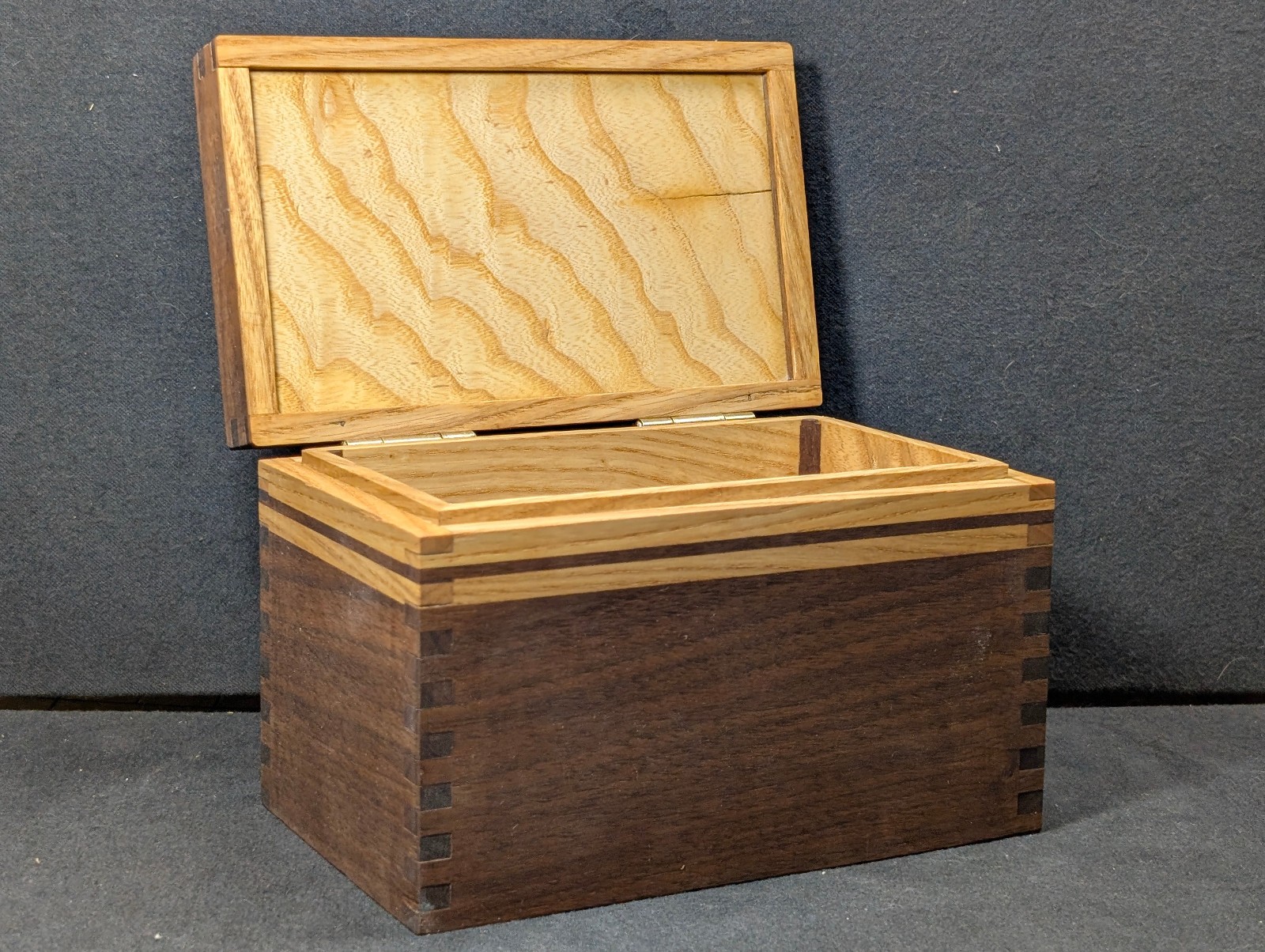 Handmade Natural Walnut Tiger Maple Wood Box Lined Finger Joints Handmade Natural Walnut Tiger Maple Wood Box Lined Finger Joints