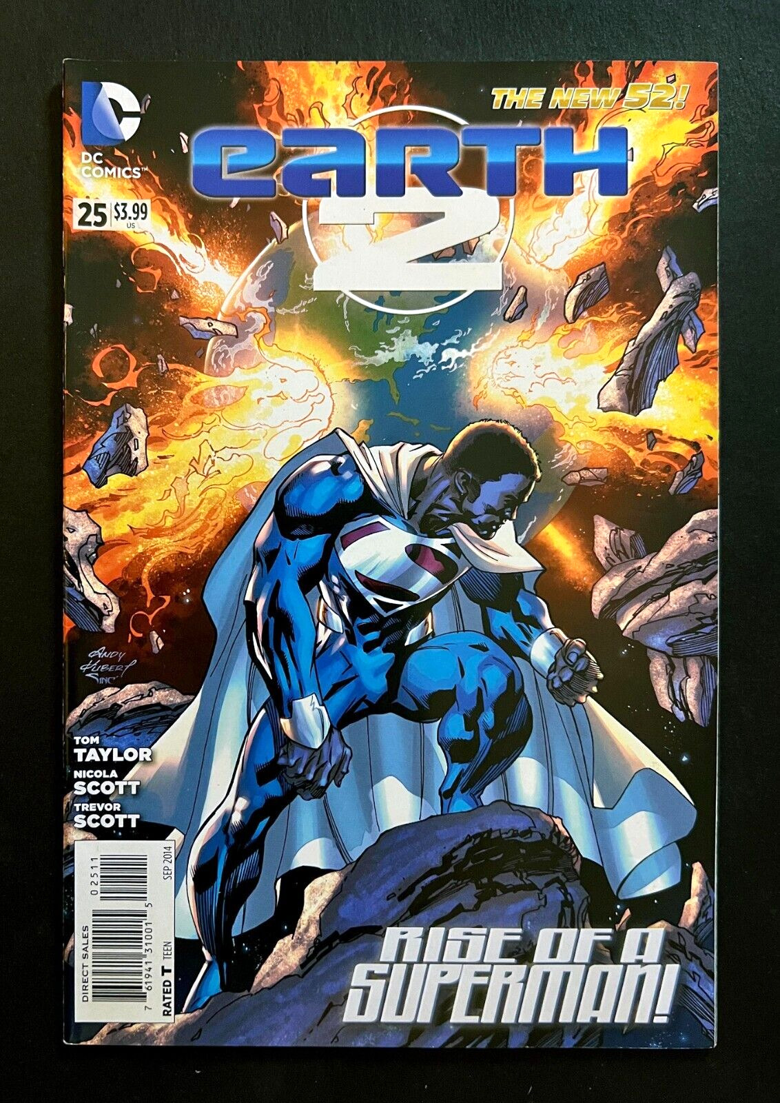 EARTH 2 #25 1st VAL-ZOD Cover DC Comics New 52 2014