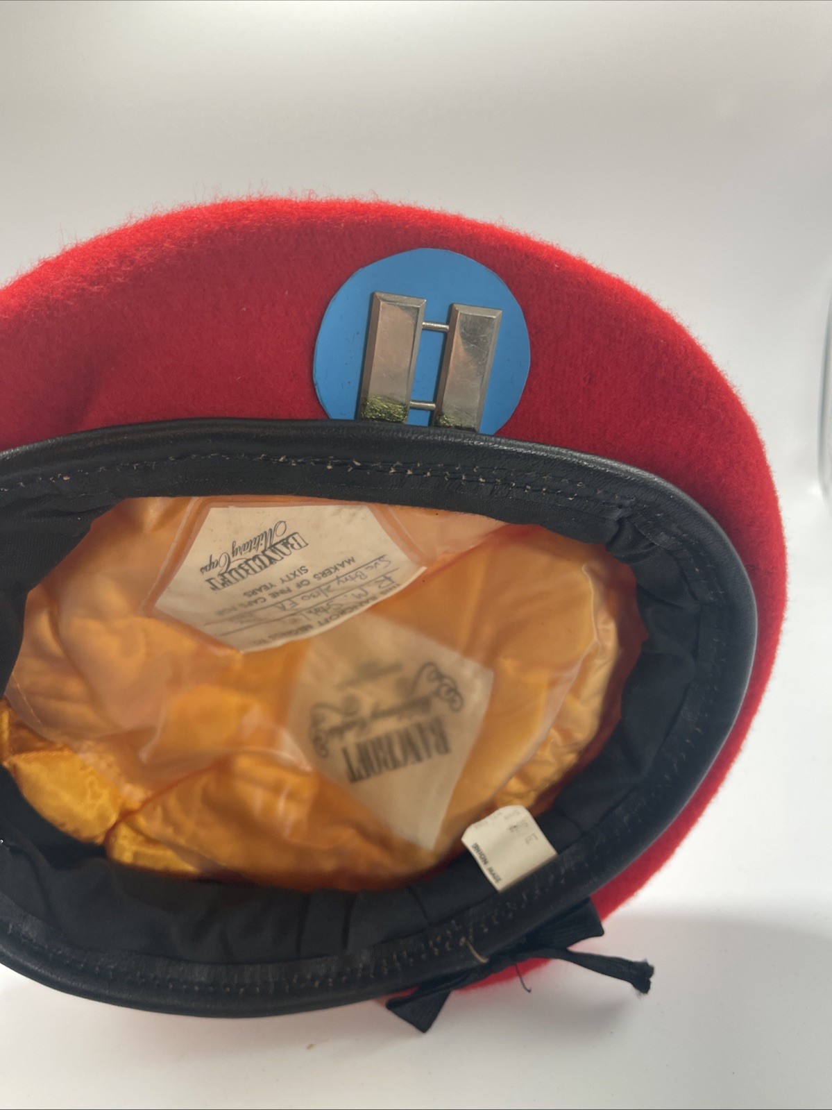 Vintage Bancroft US Army Red Beret Hat 2/130 FA Field Artillery Captain Named Vintage Bancroft US Army Red Beret Hat 2/130 FA Field Artillery Captain Named