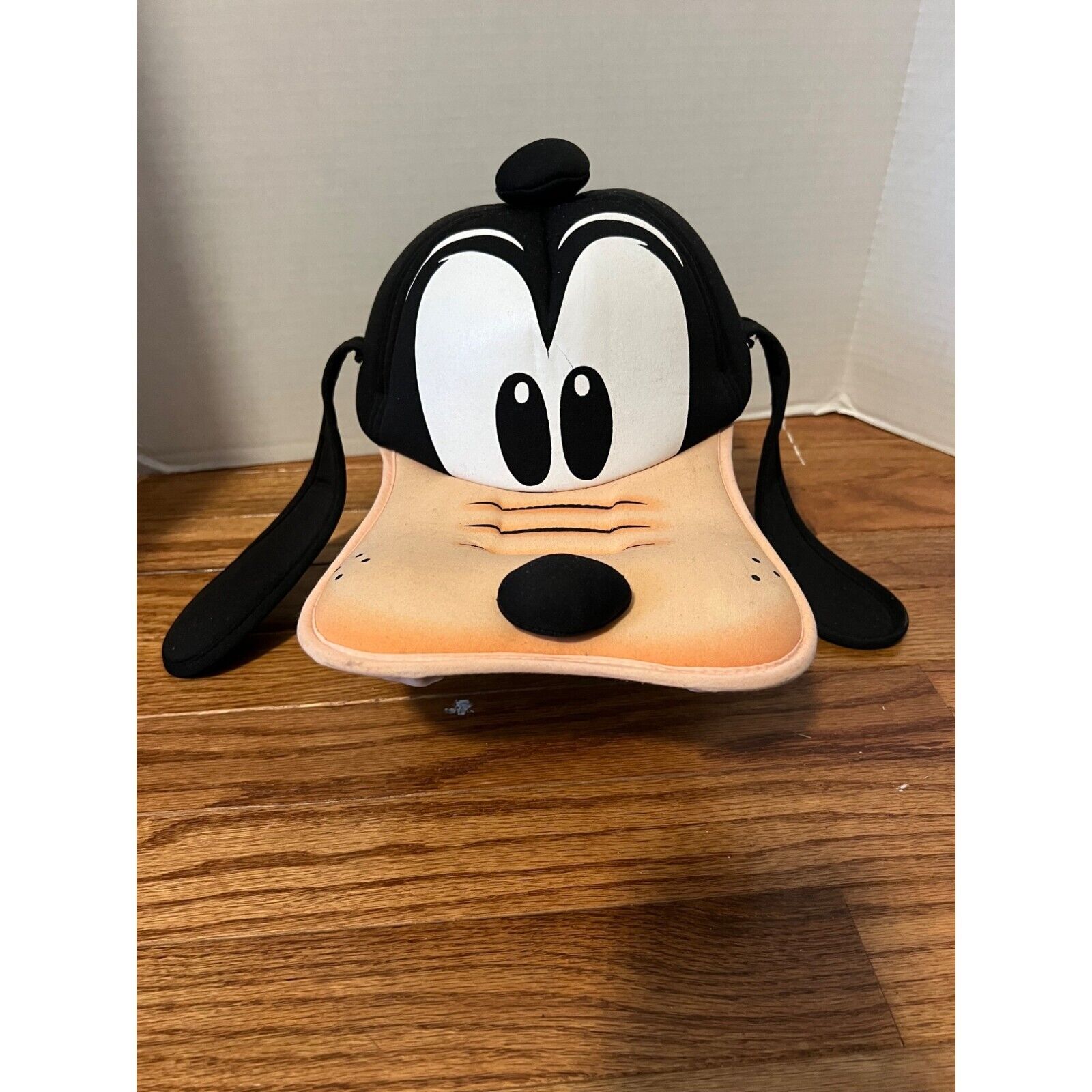 Vintage Walt Disney Parks Floppy Ears Goofy Hat A1