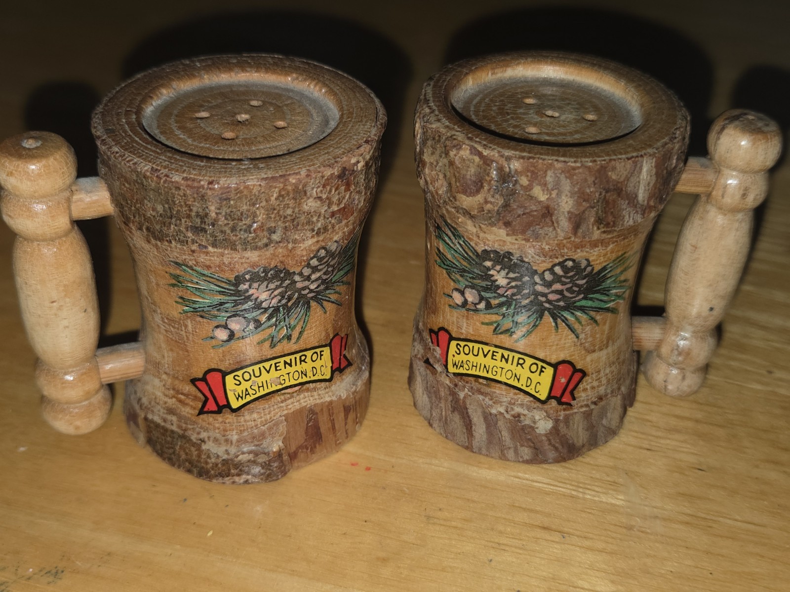 Vintage Hand Turned D.C. Souvenir Bark Textured Salt & Pepper Shaker Set Vintage Hand Turned D.C. Souvenir Bark Textured Salt & Pepper Shaker Set