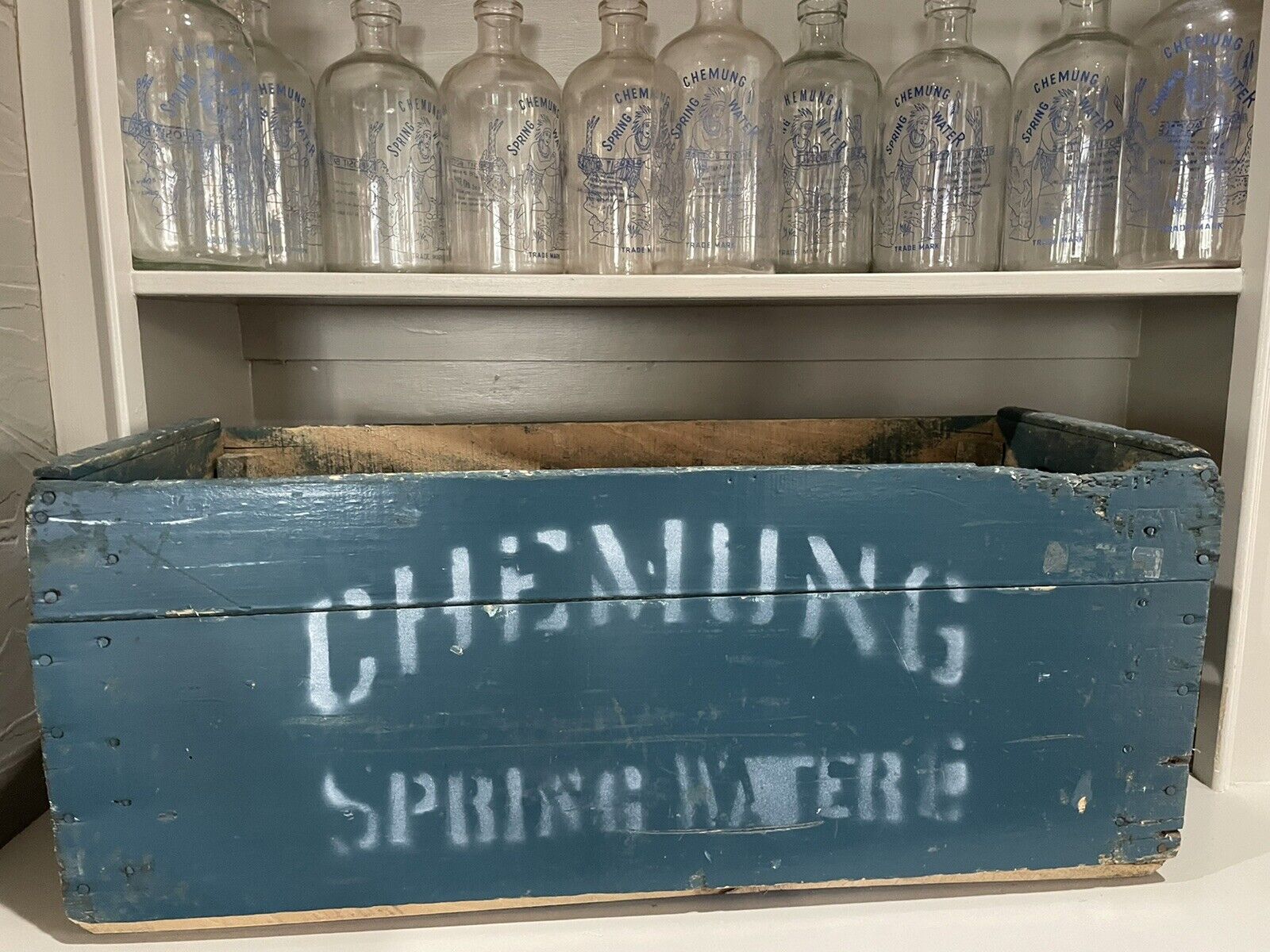 Antique Chemung Spring Water Bottles & Wooden Crate With 10 Bottles Advertising
