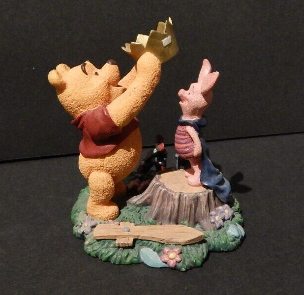 Disney SIMPLY POOH Sometimes the Smallest Ones PIGLET Being Crowned Figurine