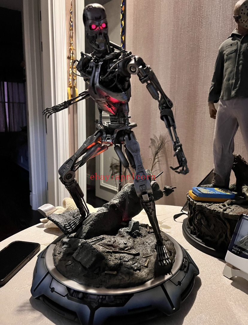 Sideshow The Terminator T-800 Endoskeleton Statue Figure Resin Model Collectible