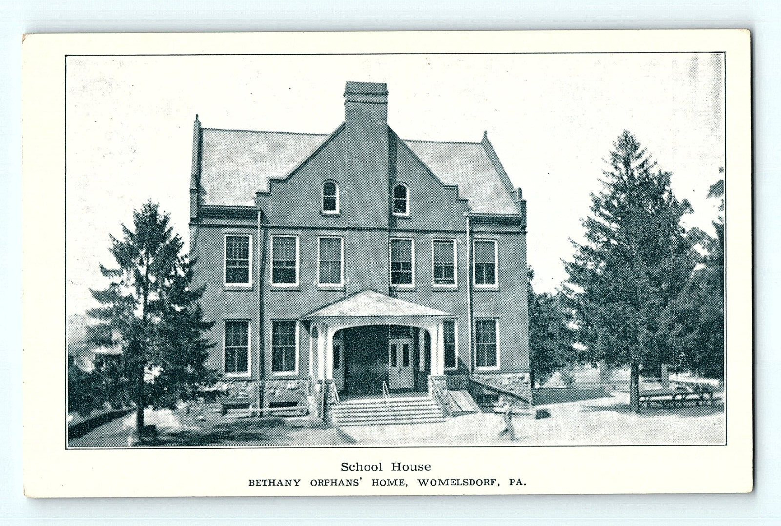 School House Bethany Orphan\'s Home Womelsdorf Pennsylvania Vintage Postcard E2