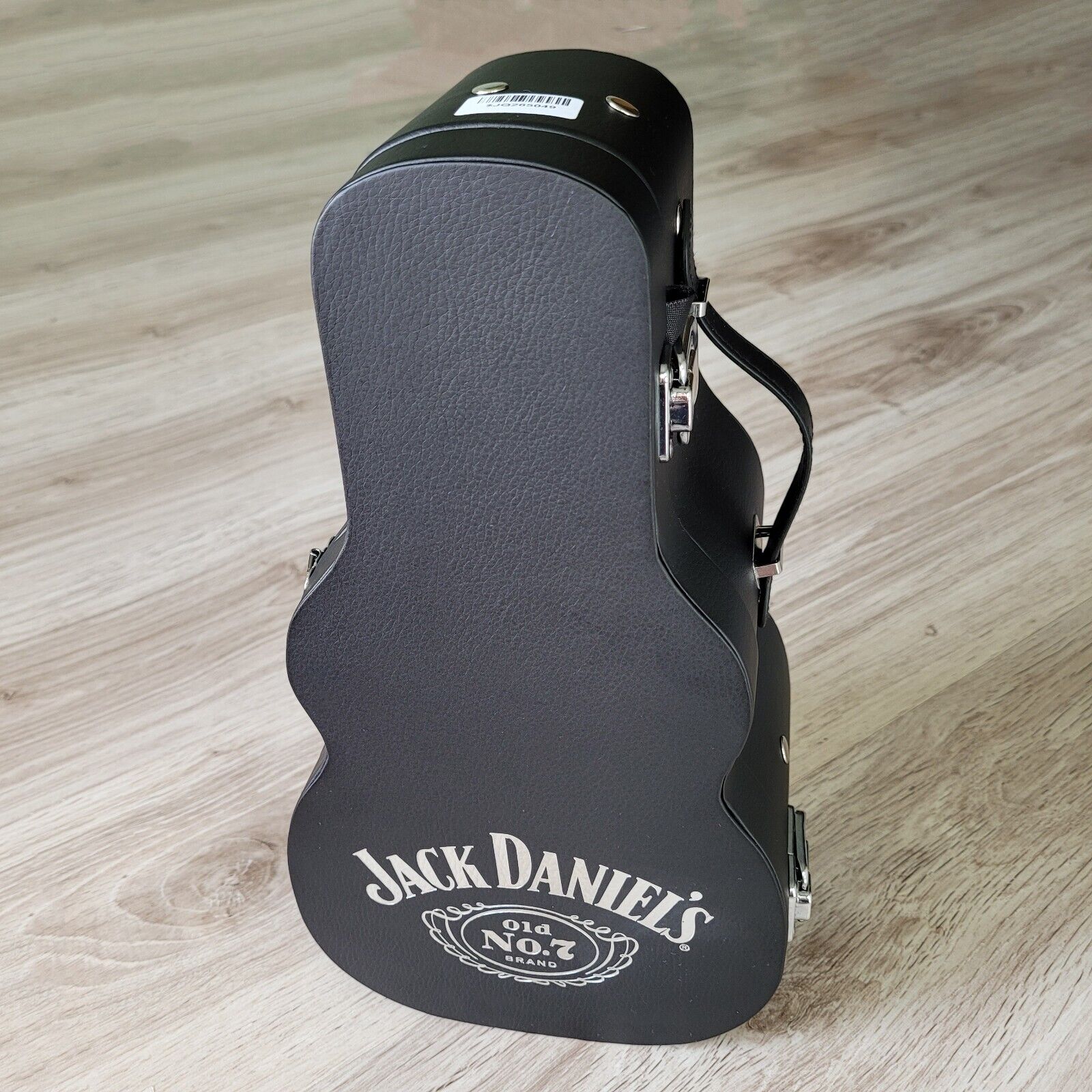 Jack Daniels Whiskey 70 cl Bottle Guitar Case Box Neck Stopper Collectable Gift