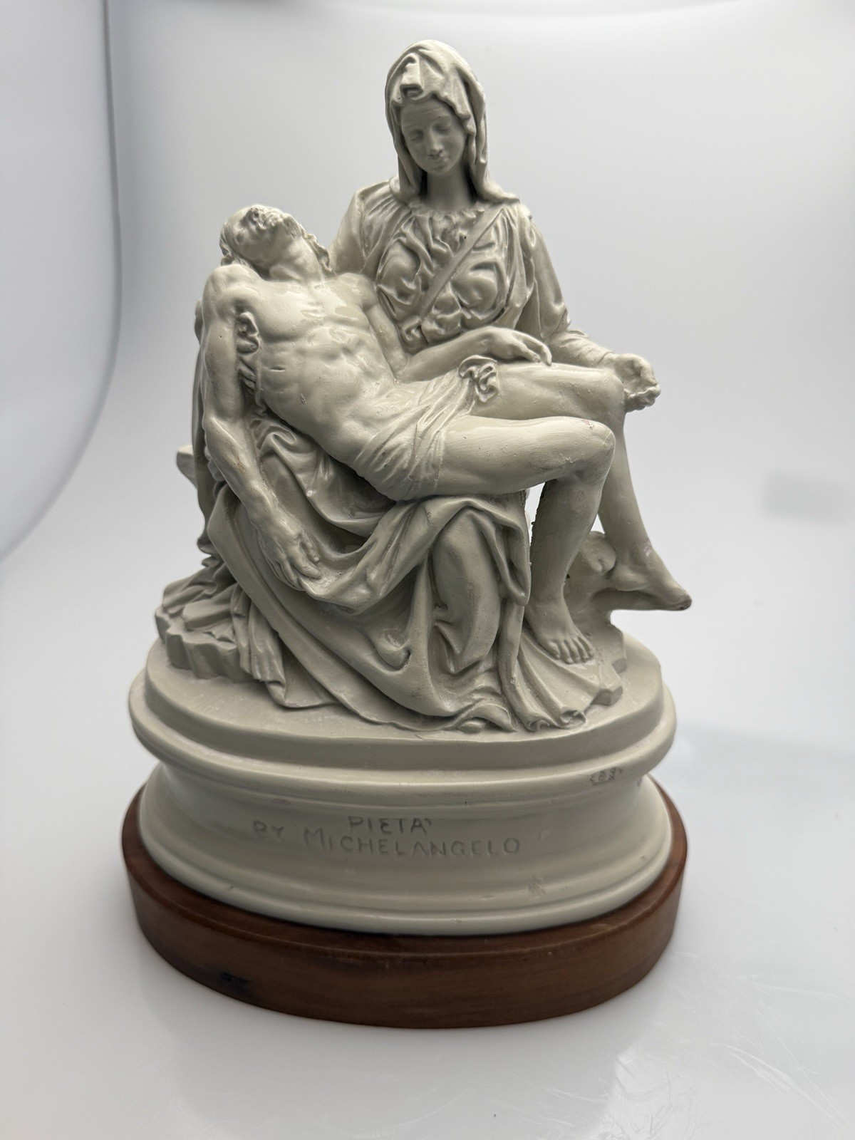 Vintage 1965 Austin Productions Pieta Statue Michelangelo Replica Wood Base 11 Vintage 1965 Austin Productions Pieta Statue Michelangelo Replica Wood Base 11