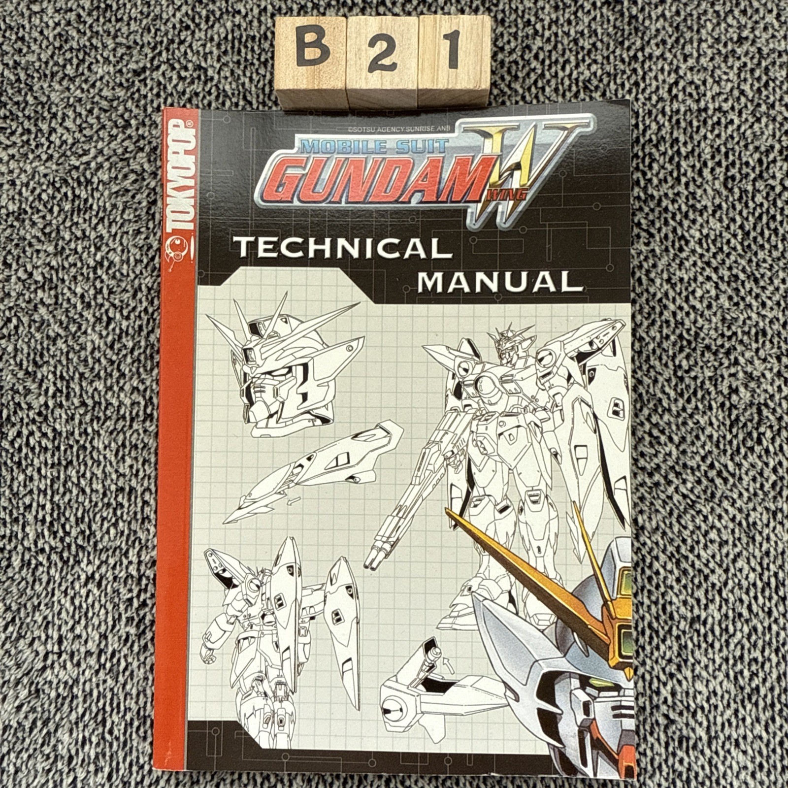 Mobile Suit Gundam Wing Technical Manual #1 Book Tokyopop Anime Mobile Suit Gundam Wing Technical Manual #1 Book Tokyopop Anime