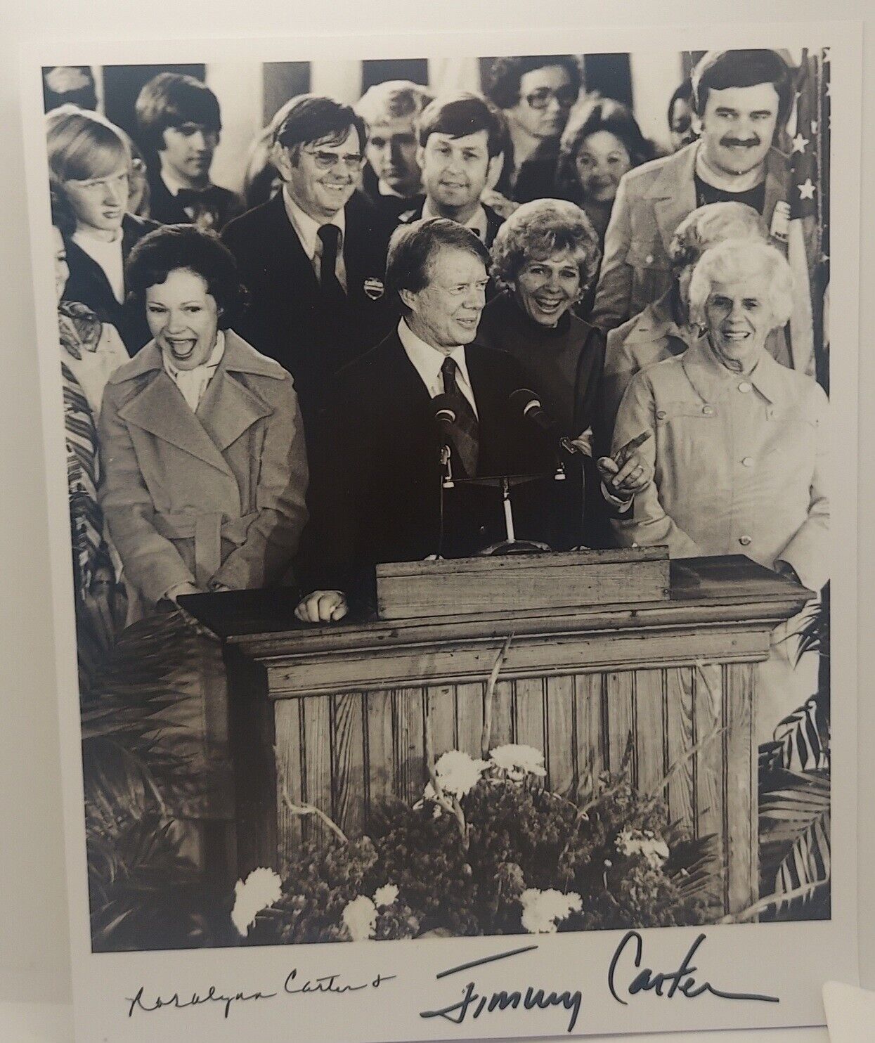 Jimmy Carter & Rosalynn Carter Signed 1976 Election Night 8x10 Photo 