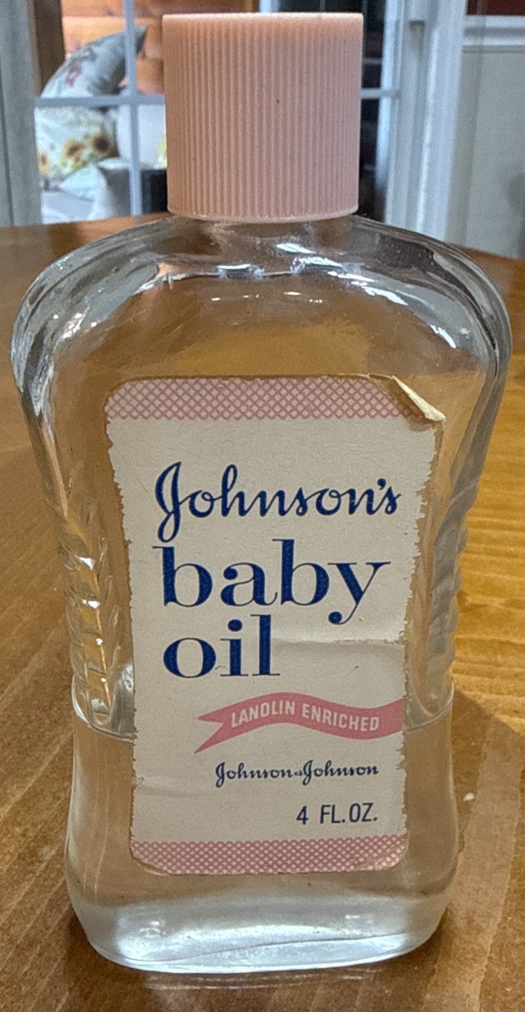 Vintage 1960s Johnson’s Baby Oil 4 oz Glass Bottle Lanolin Enriched Pink Cap FS