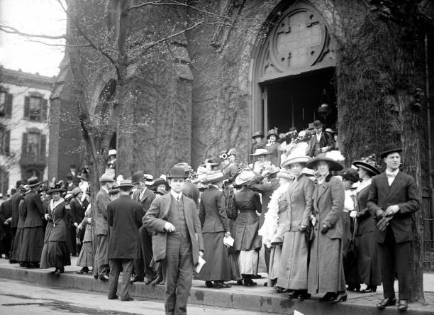 Crowd outside All Souls Unitarian Church Washington DC Circa 1911 Old Photo Crowd outside All Souls Unitarian Church Washington DC Circa 1911 Old Photo