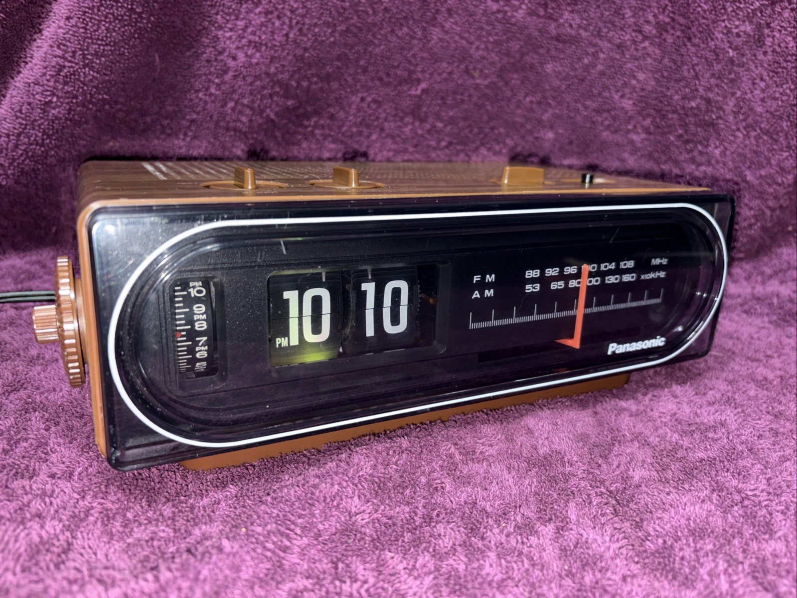 Vintage Panasonic RC-6015 Flip Clock AM FM Radio Back to the Future *Working