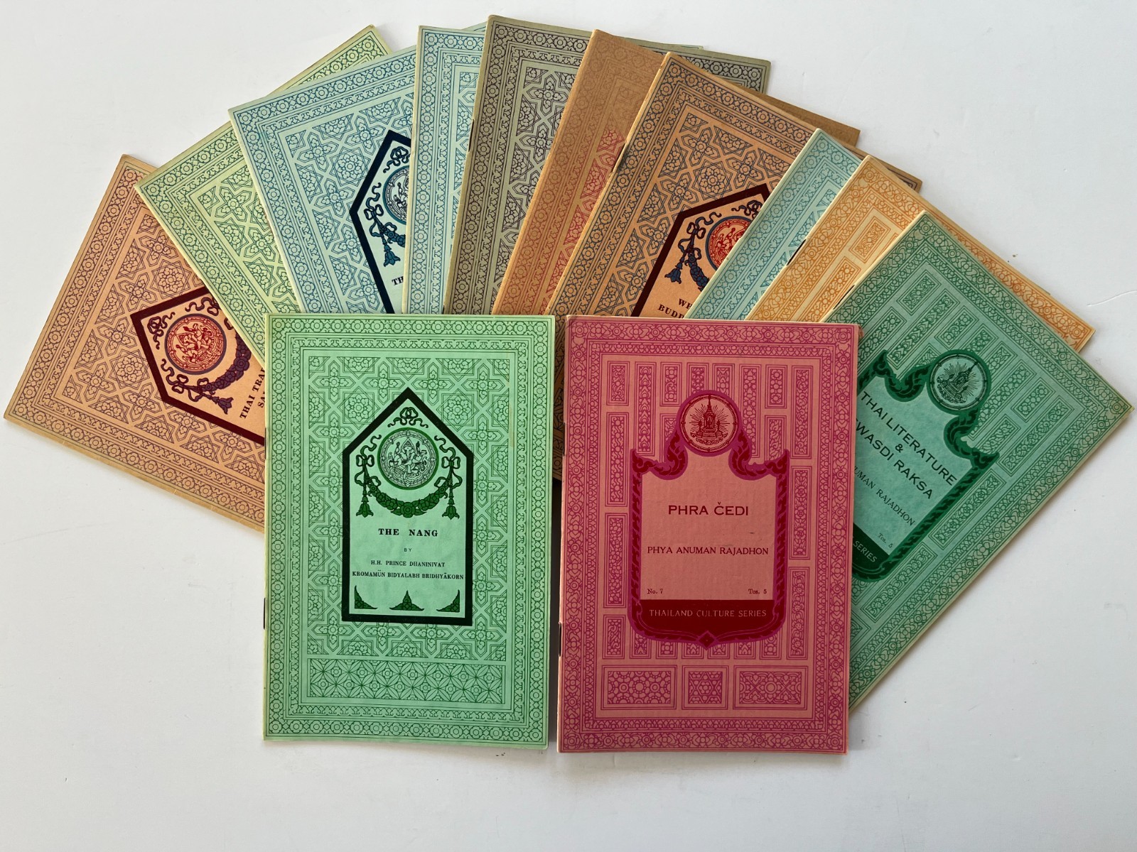 THAI CULTURAL SERIES ~ 11 vintage Booklets ~ Arts, Buddha, Etiquette, Literature