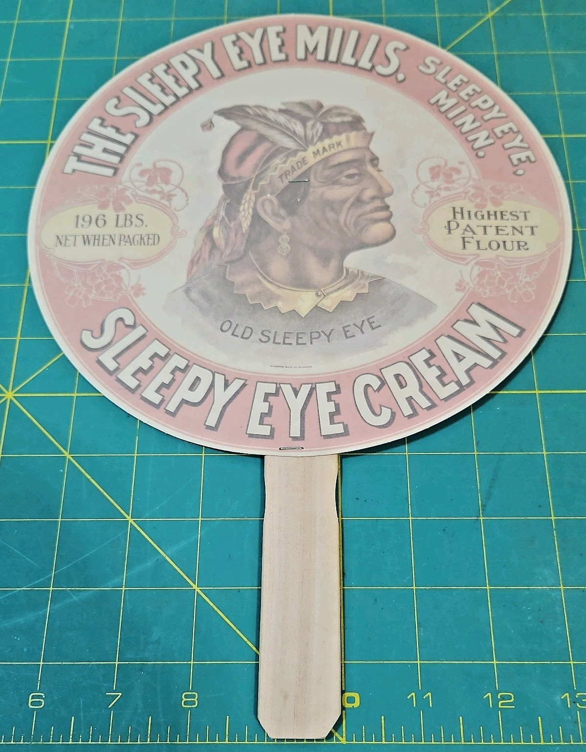 Vintage Sleepy Eye Flour & Barrett Merc Co Skidmore MO Advertising Hand Fan NOS