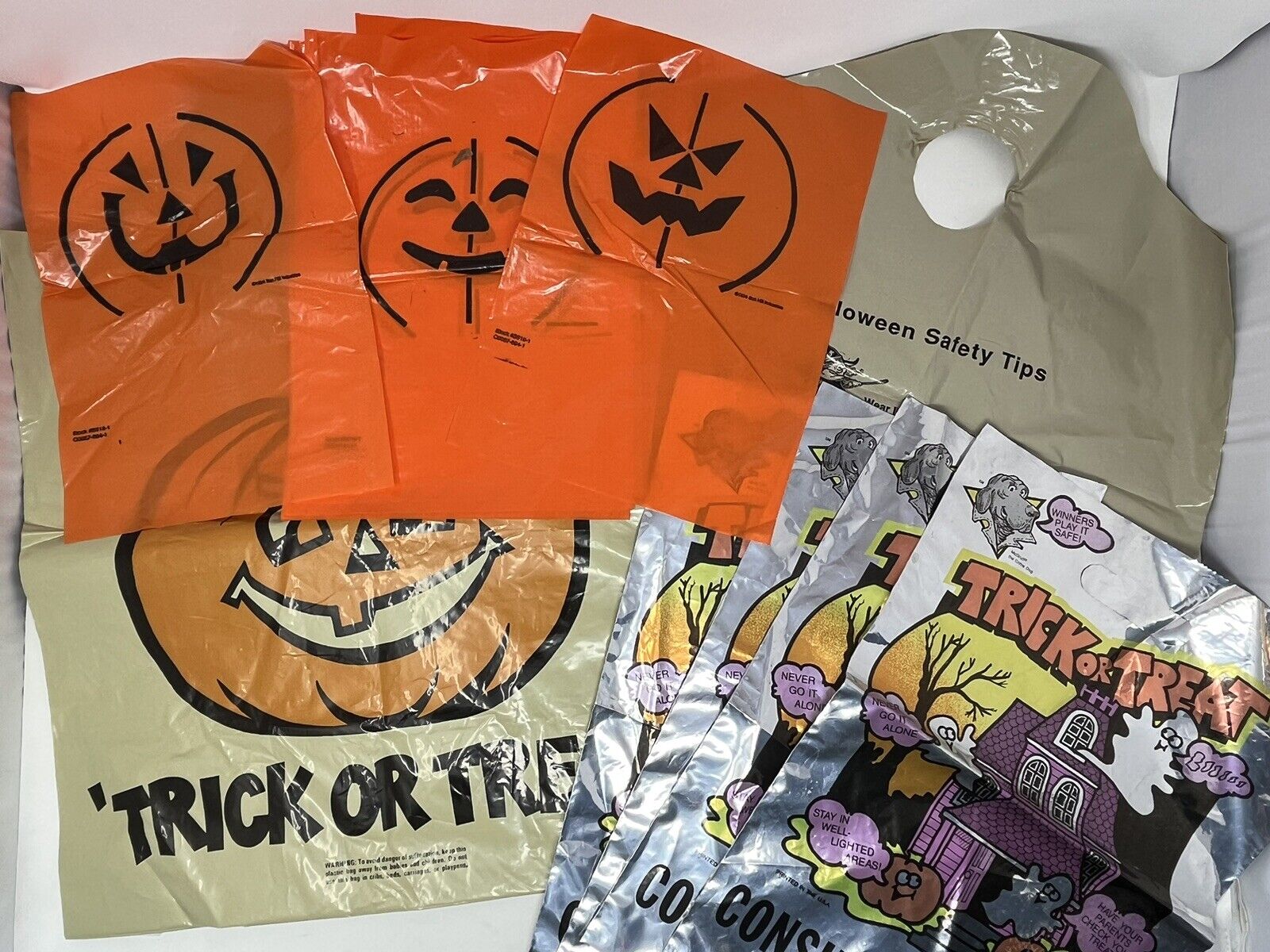 Vintage Halloween Plastic Treat Bag Lot, Consumers Energy, Scruff McGruff