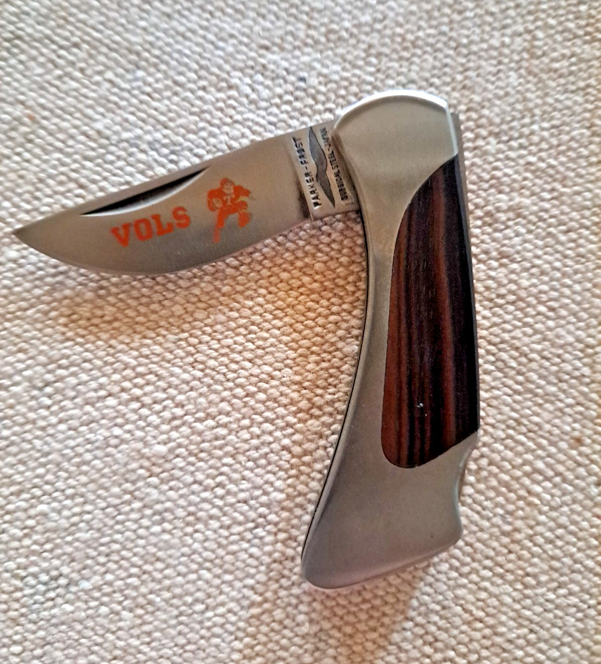 Univ of Tennessee VOLS vintage pocket knife 1970's Original Univ of Tennessee VOLS vintage pocket knife 1970's Original