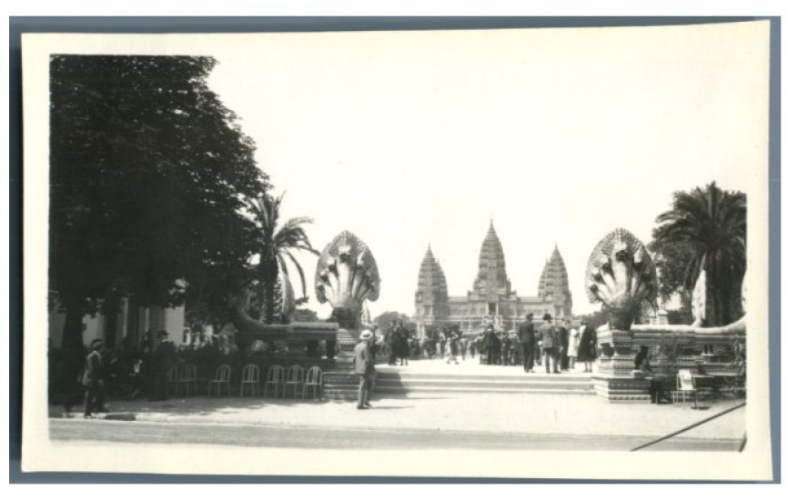 France, Paris, Temple d'Angkor Wat Vintage silver print. Exposition Colonia