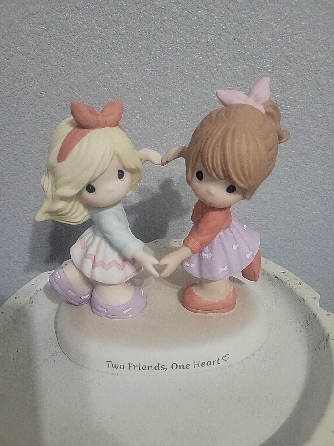 Precious Moments Two Friends, One Heart Figurine 192001