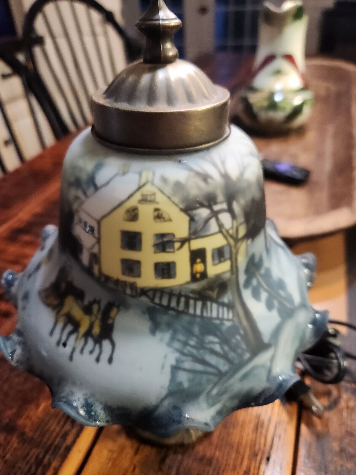 American Winter Scene Currier & Ives Glass Lamp From New York Museum Collection